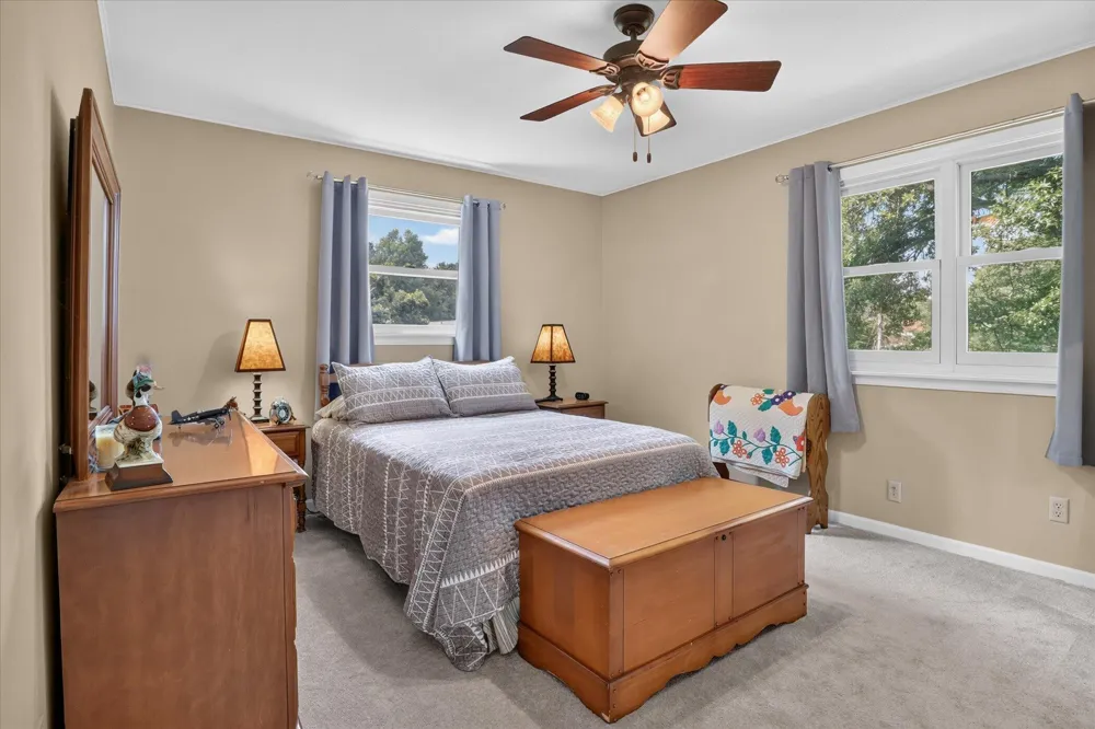 22279 Loupee Drive Cassopolis, MI 49031