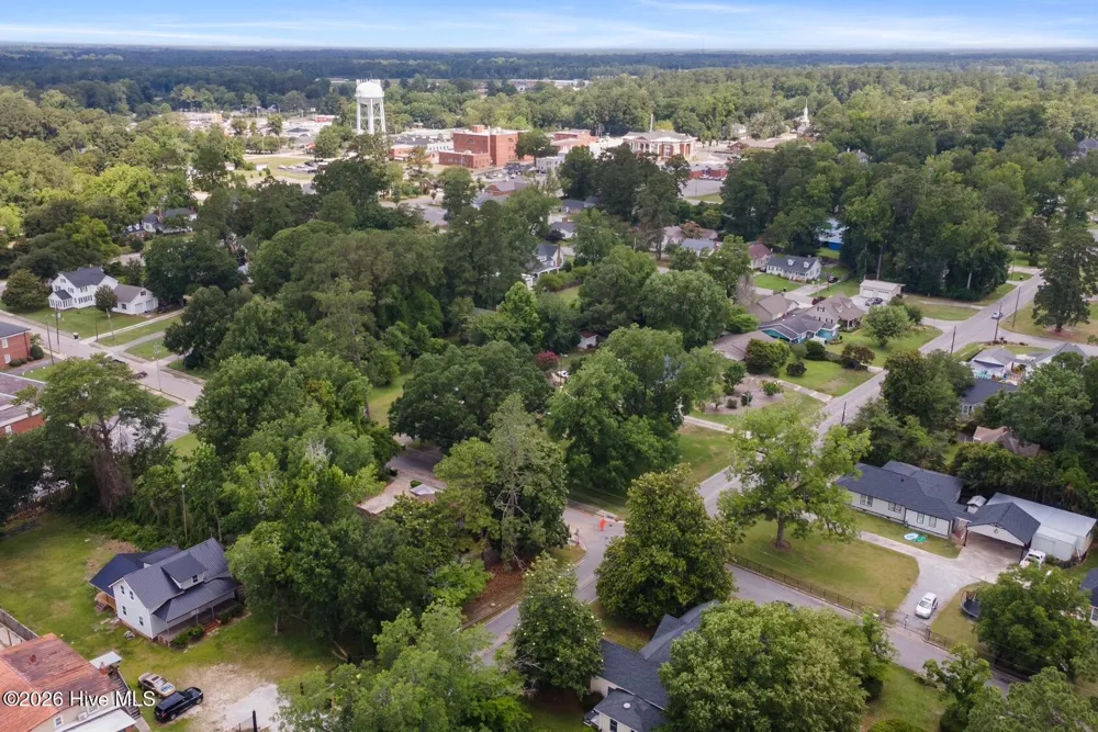 413 Franklin Street Whiteville, NC 28472