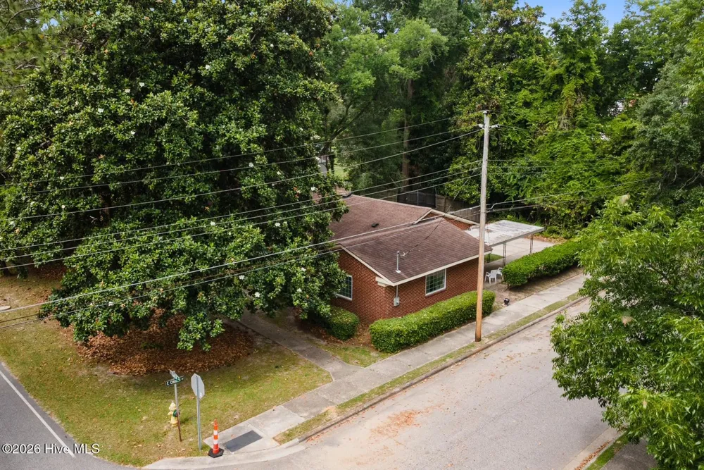 413 Franklin Street Whiteville, NC 28472