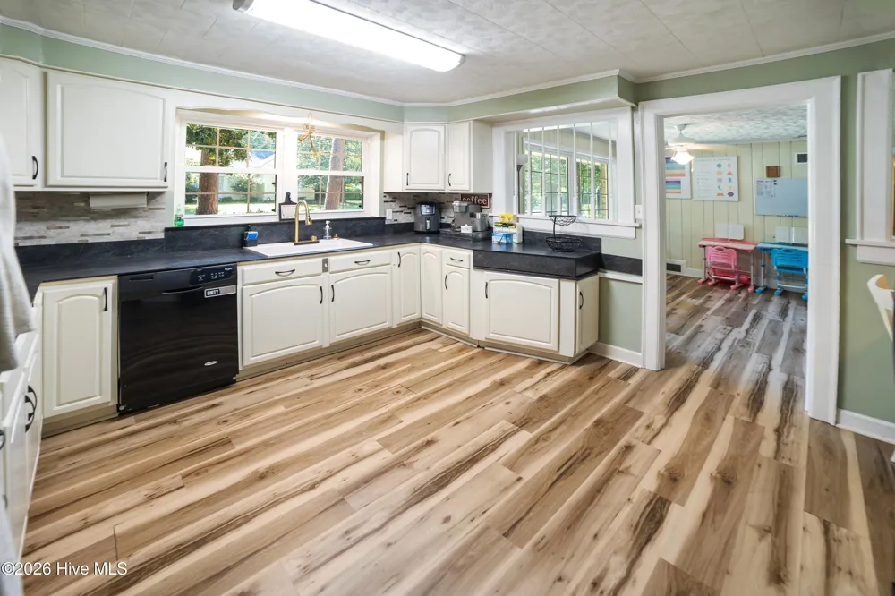 413 Franklin Street Whiteville, NC 28472