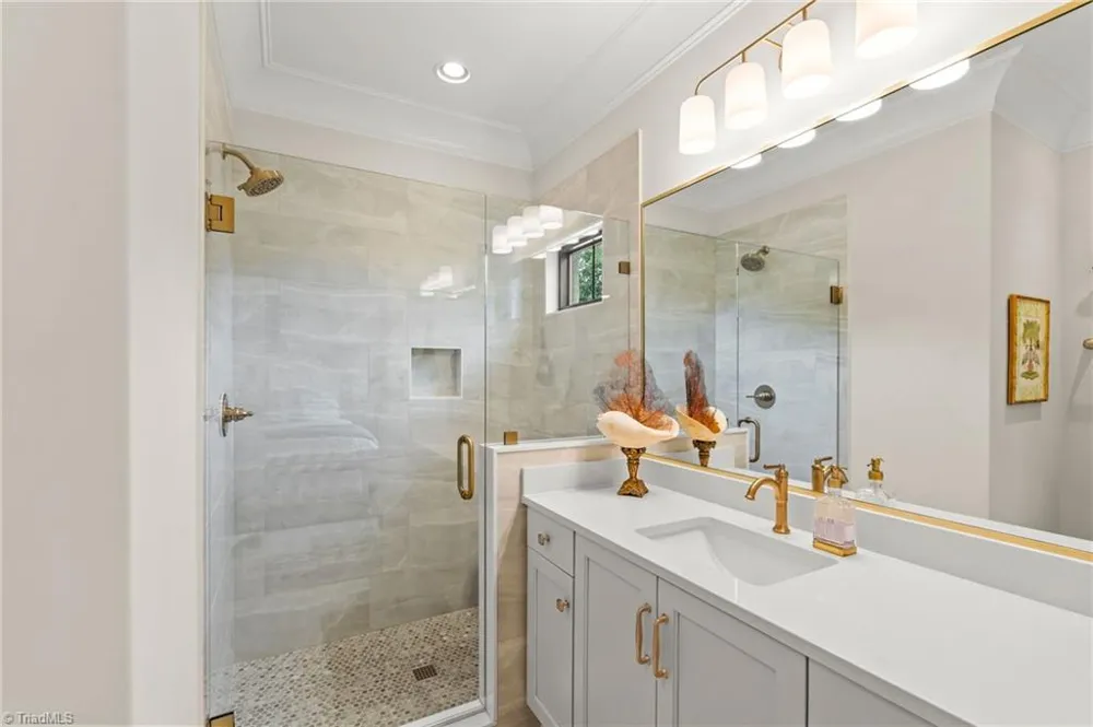 8111 Falcon Trail Oak Ridge, NC 27310