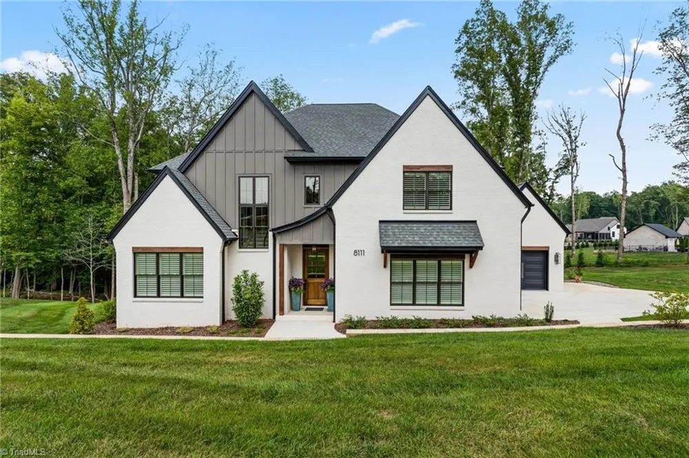 8111 Falcon Trail Oak Ridge, NC 27310