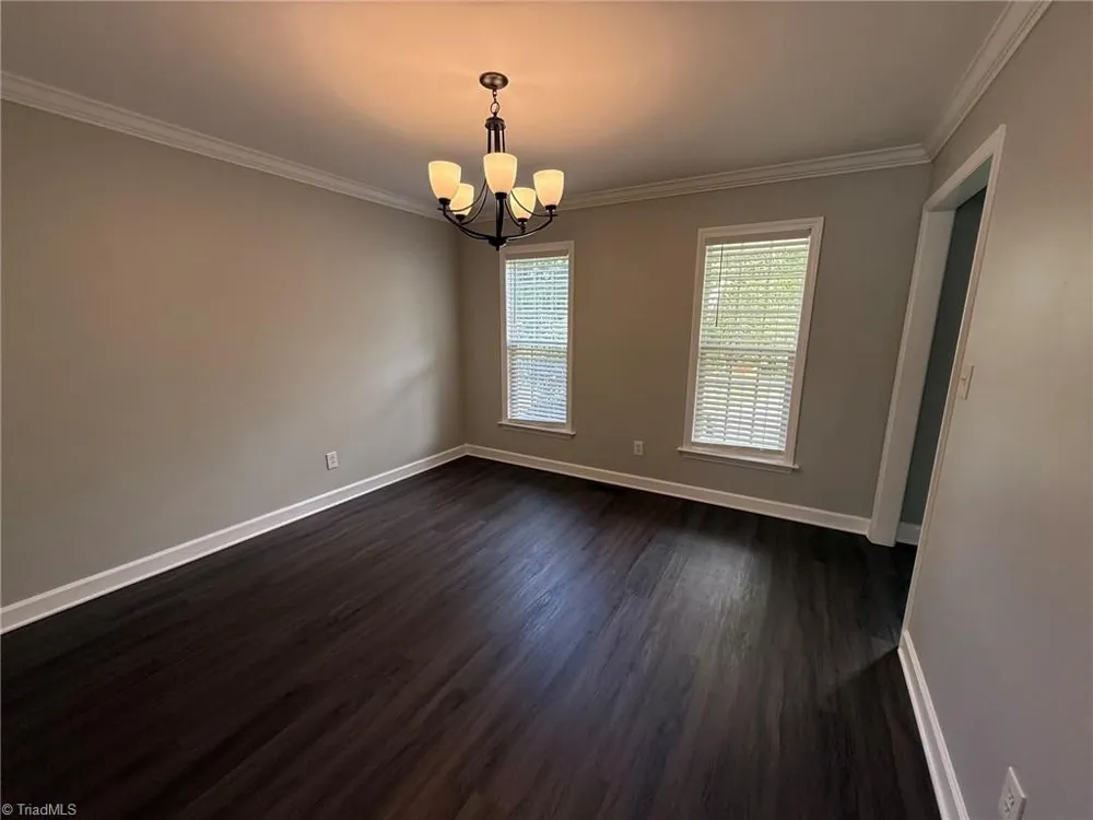 2740 Bridgeport Drive Winston-Salem, NC 27103