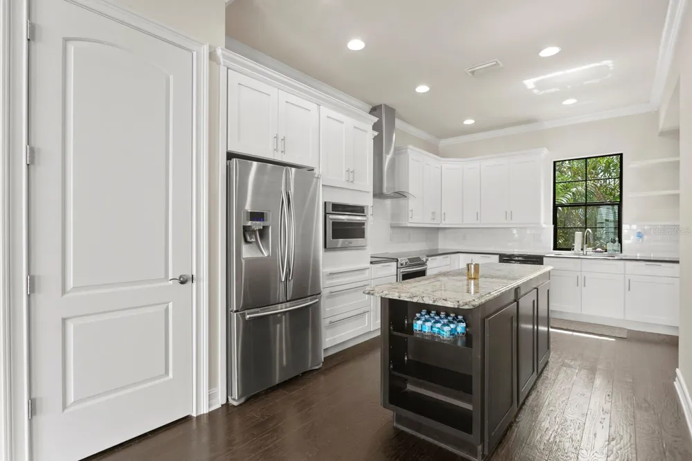224 S AUDUBON AVENUE Tampa, FL 33609