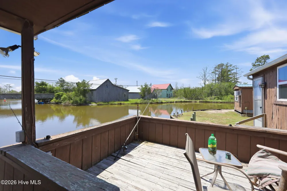 1556 Farrow Fork Road Engelhard, NC 27824