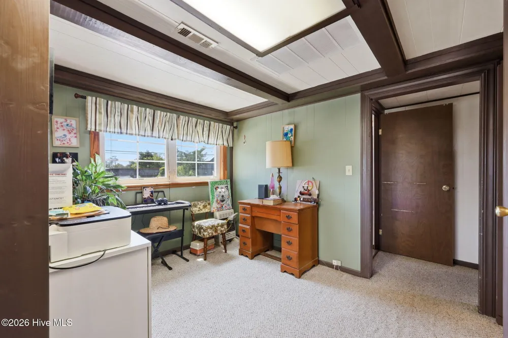 1556 Farrow Fork Road Engelhard, NC 27824