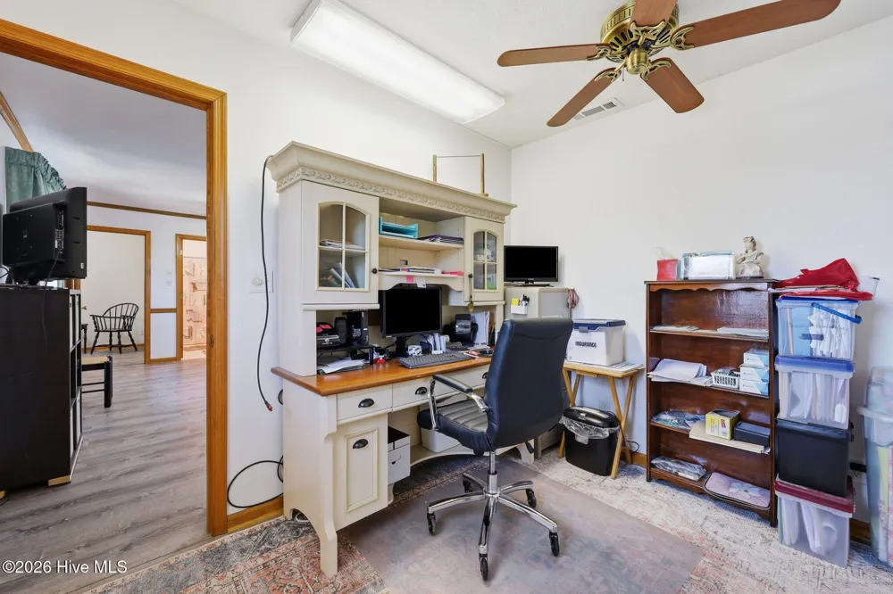 1556 Farrow Fork Road Engelhard, NC 27824