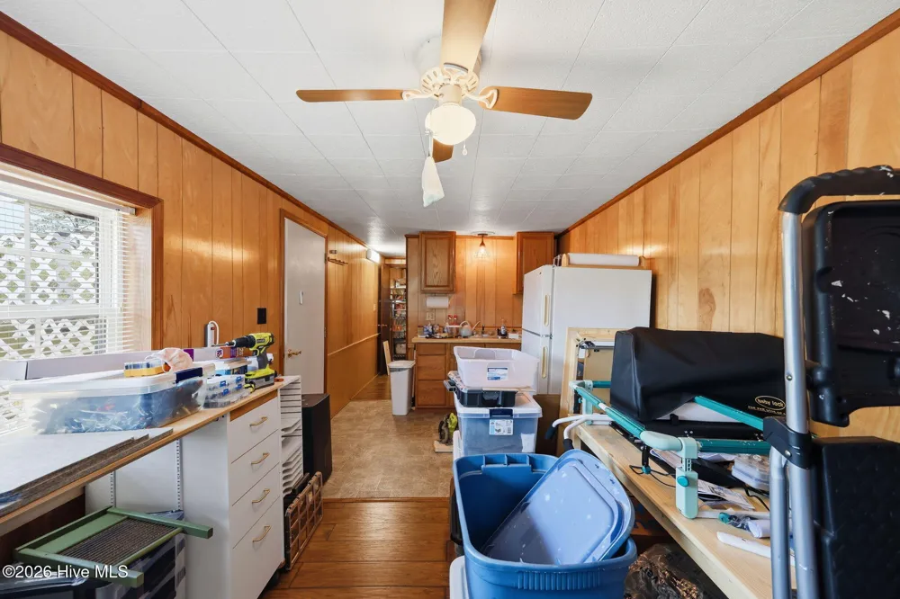 1556 Farrow Fork Road Engelhard, NC 27824