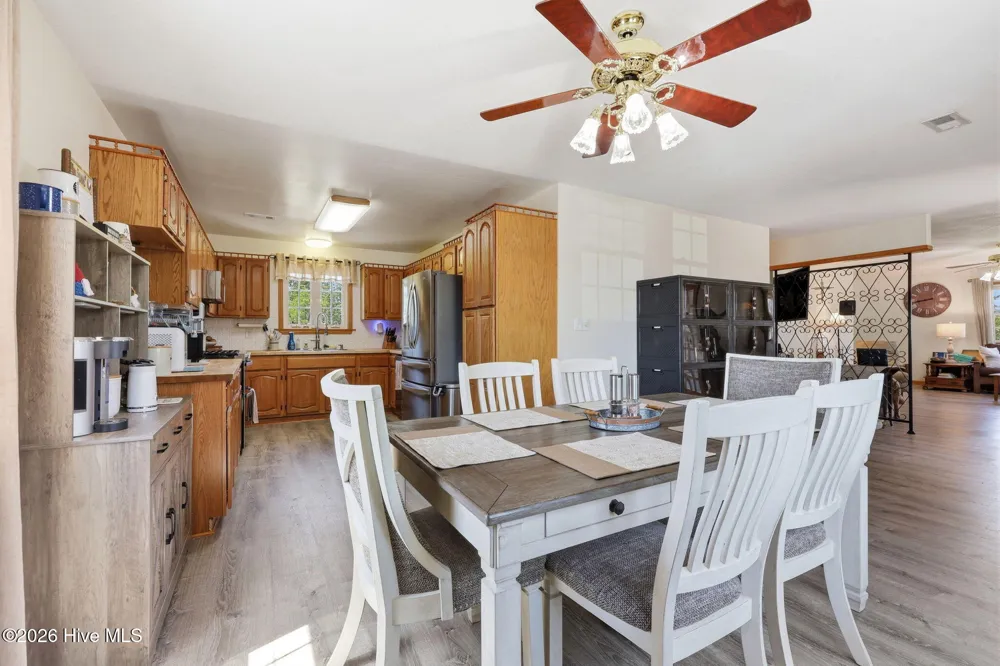 1556 Farrow Fork Road Engelhard, NC 27824