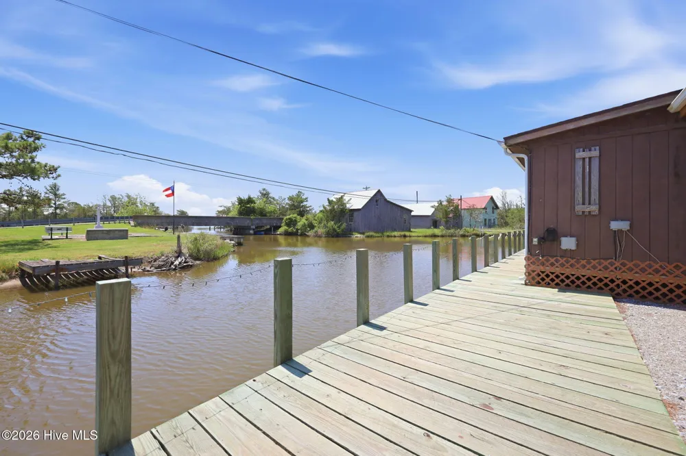 1556 Farrow Fork Road Engelhard, NC 27824