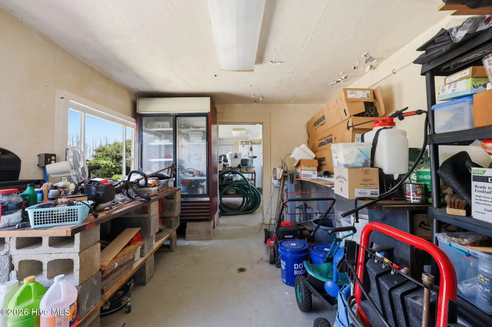 1556 Farrow Fork Road Engelhard, NC 27824