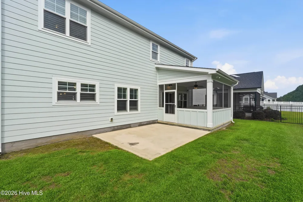 531 Moss Lake Lane Holly Ridge, NC 28445