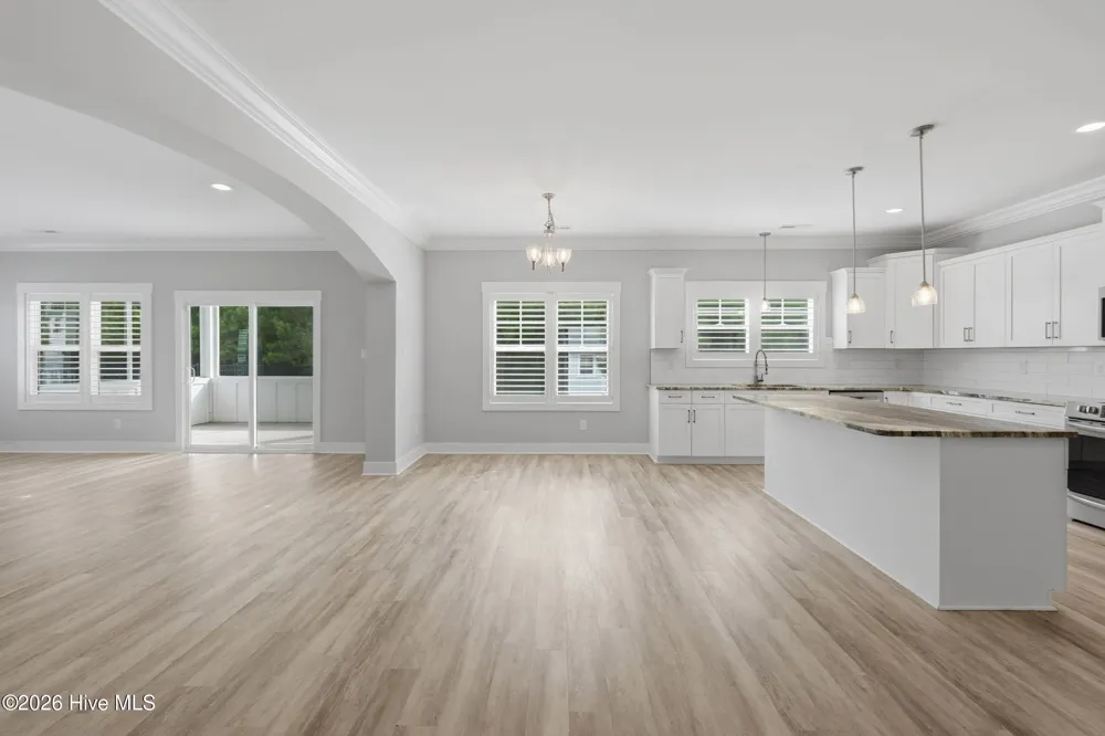 531 Moss Lake Lane Holly Ridge, NC 28445