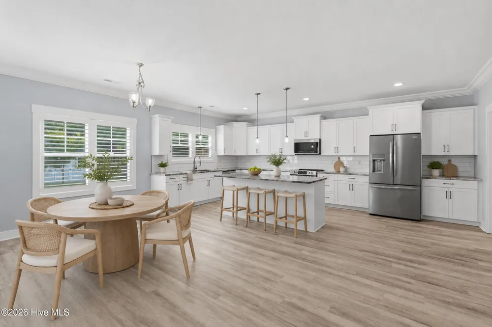 531 Moss Lake Lane Holly Ridge, NC 28445