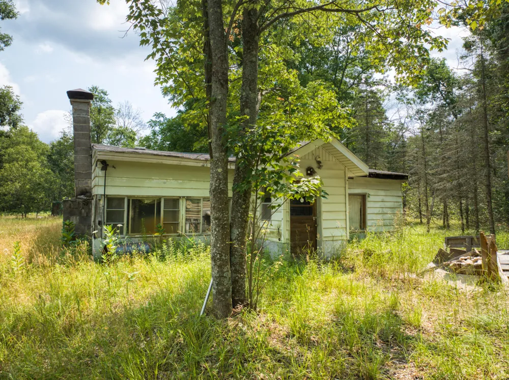 10130 Brooks Road Irons, MI 49644