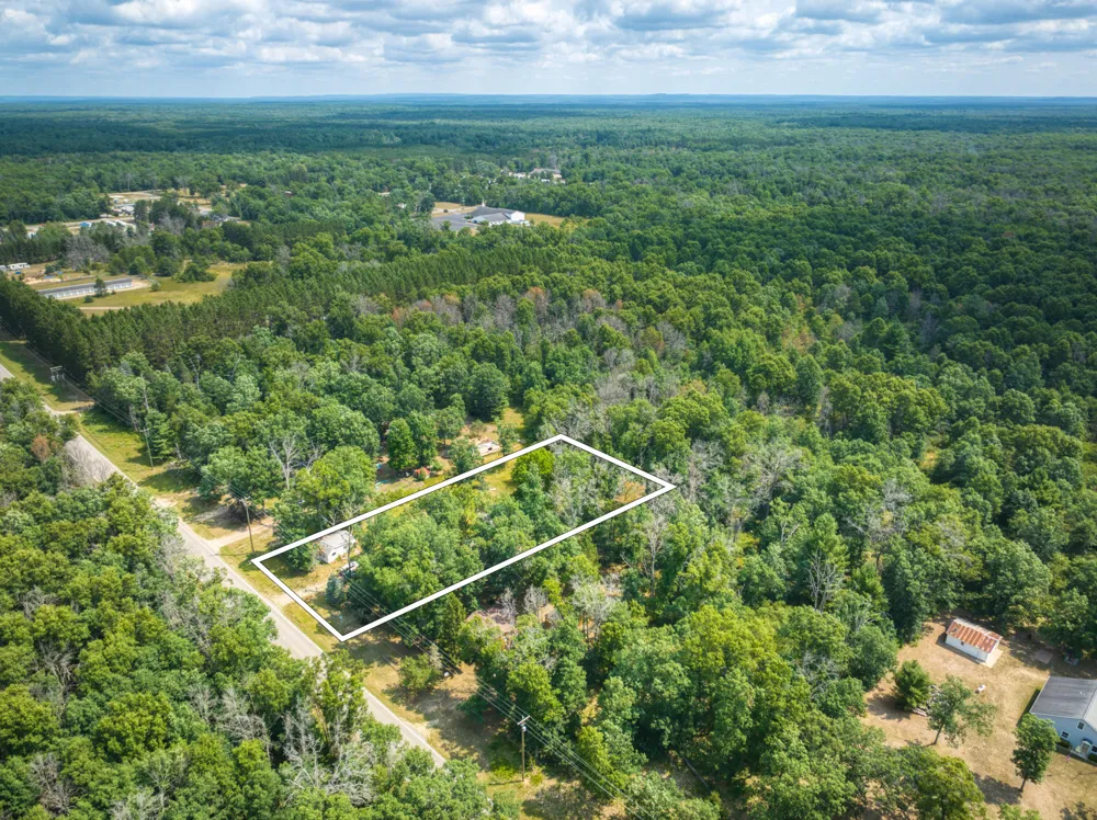 10130 Brooks Road Irons, MI 49644