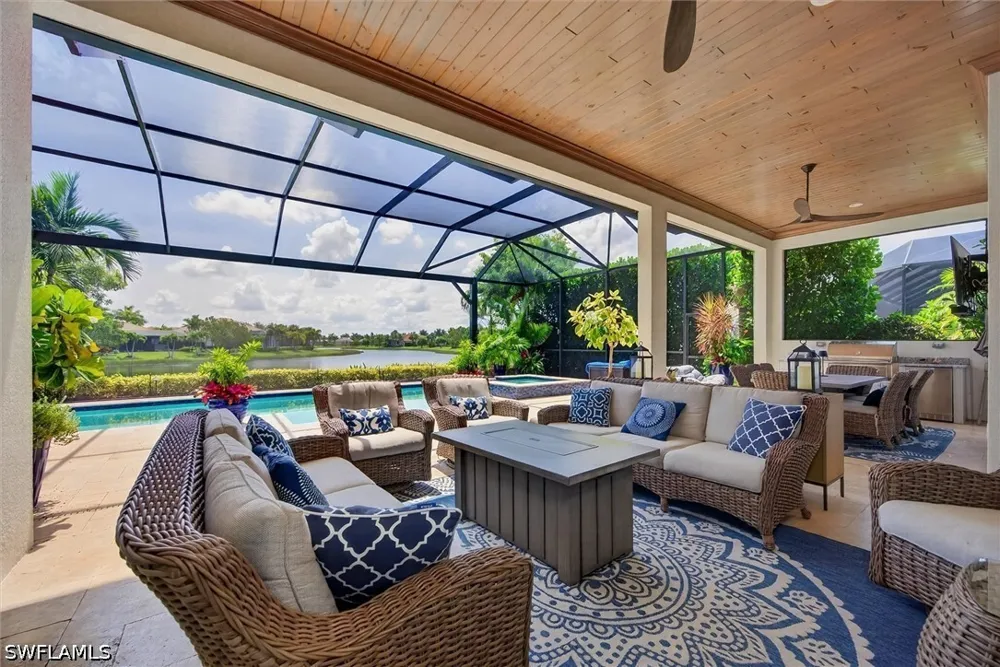 Cullowee Lane Naples, FL 34114