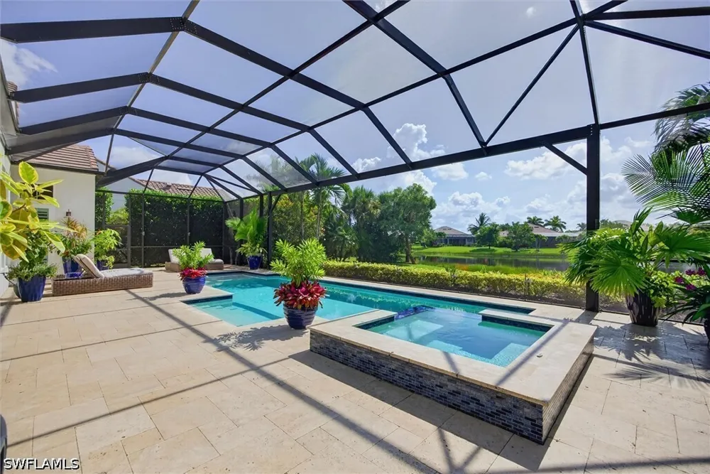 Cullowee Lane Naples, FL 34114