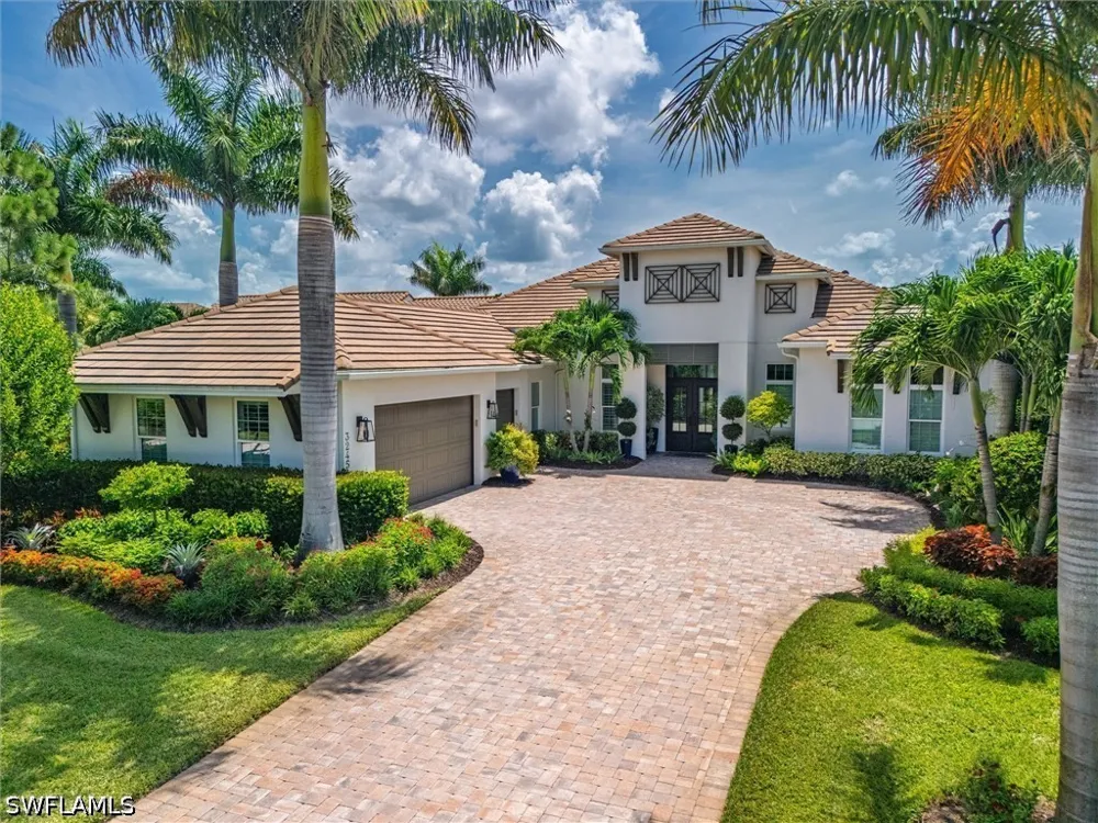 Cullowee Lane Naples, FL 34114