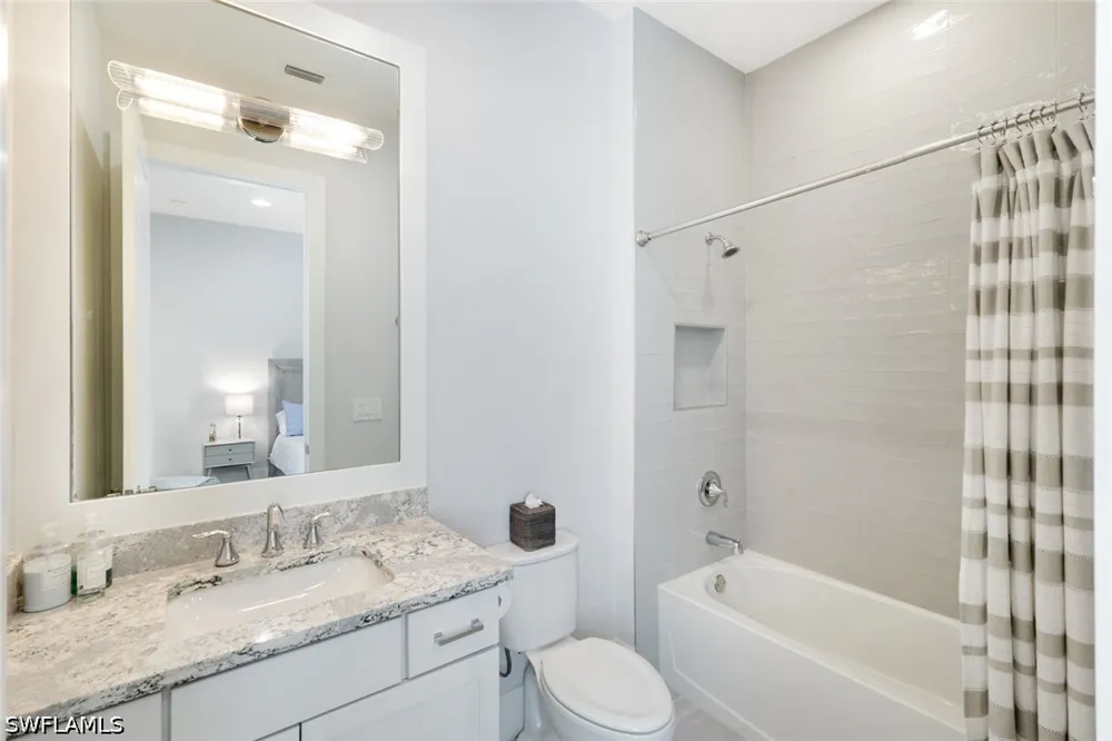 Capistrano Lane Naples, FL 34114