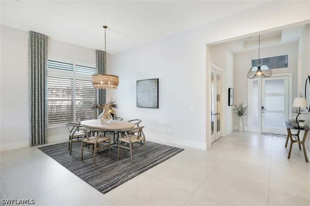 Capistrano Lane Naples, FL 34114