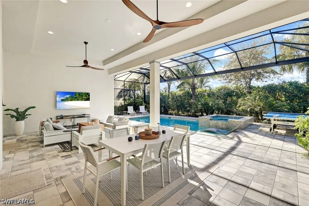Capistrano Lane Naples, FL 34114