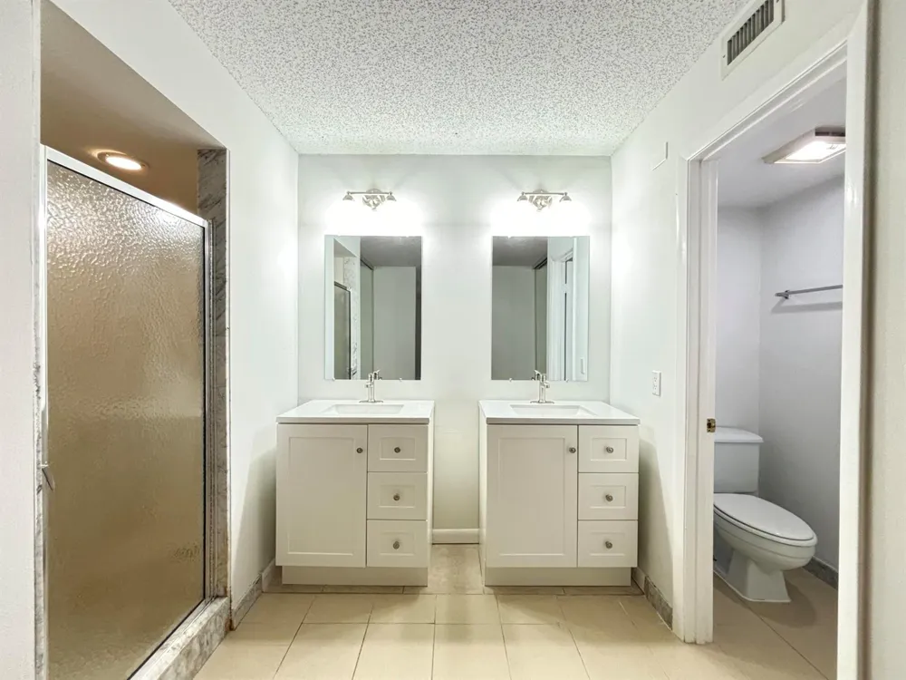 2110 21st Lane Palm Beach Gardens, FL 33418