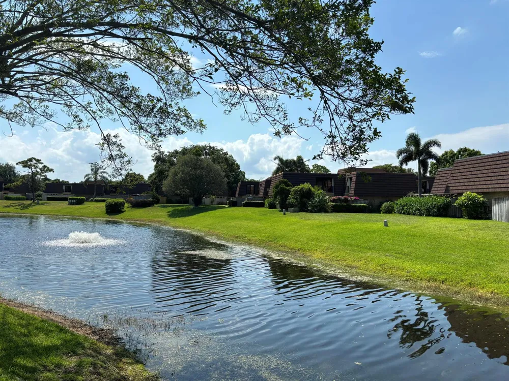 2110 21st Lane Palm Beach Gardens, FL 33418