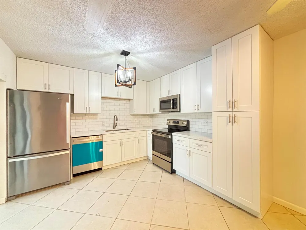 2110 21st Lane Palm Beach Gardens, FL 33418