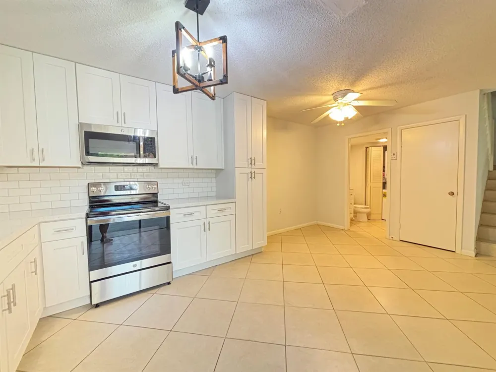 2110 21st Lane Palm Beach Gardens, FL 33418