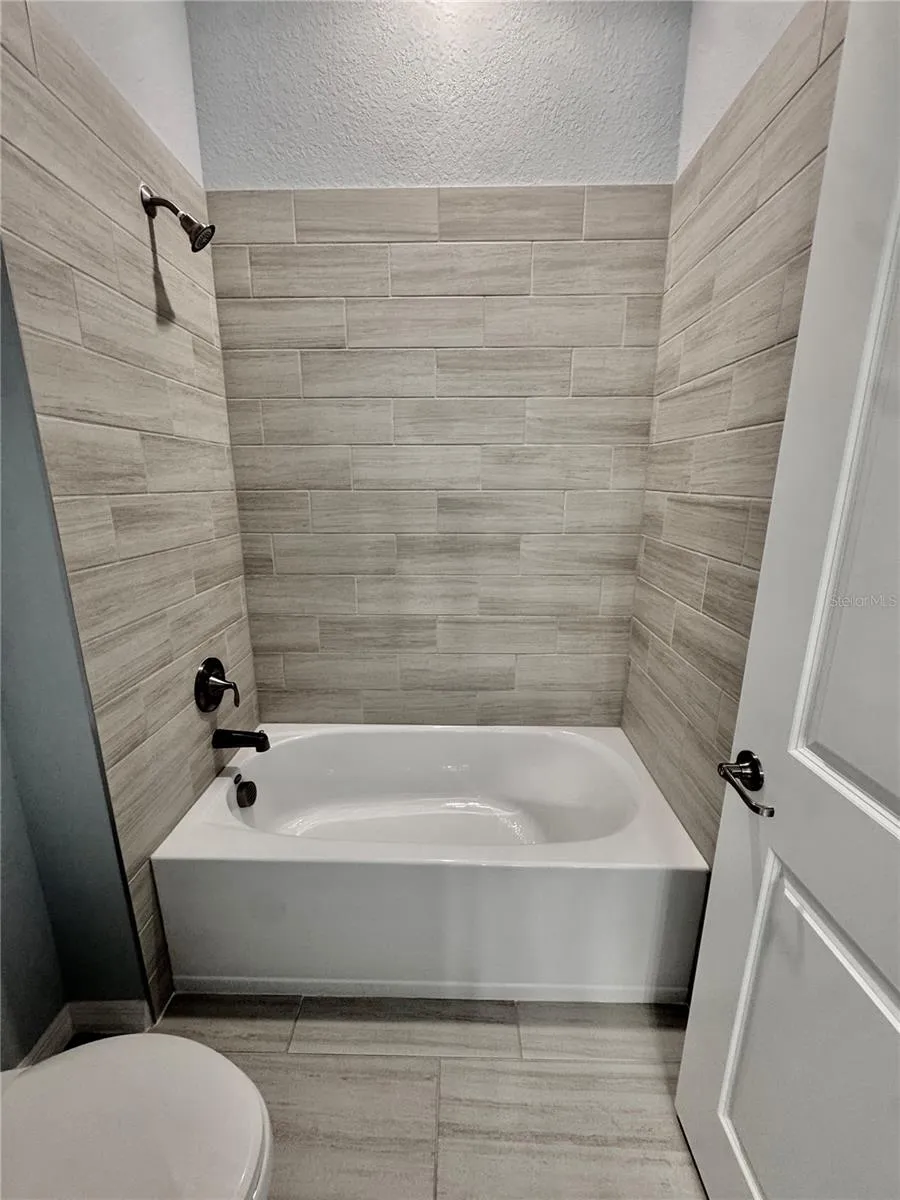 19227 SCALLOP LOOP Lakewood Ranch, FL 34211