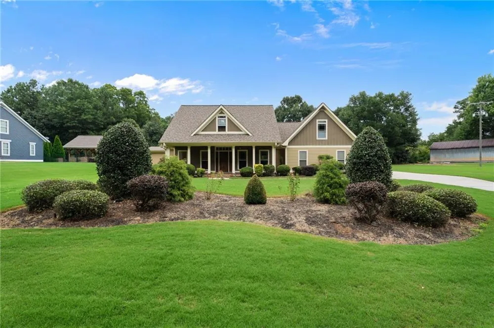 30 W Macedonia Church Road Oxford, GA 30054