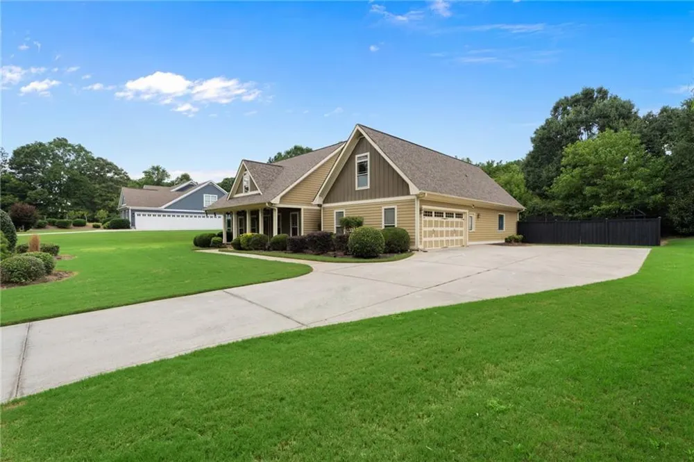 30 W Macedonia Church Road Oxford, GA 30054