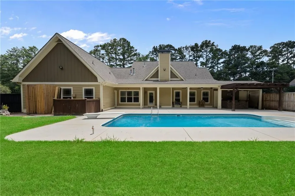 30 W Macedonia Church Road Oxford, GA 30054