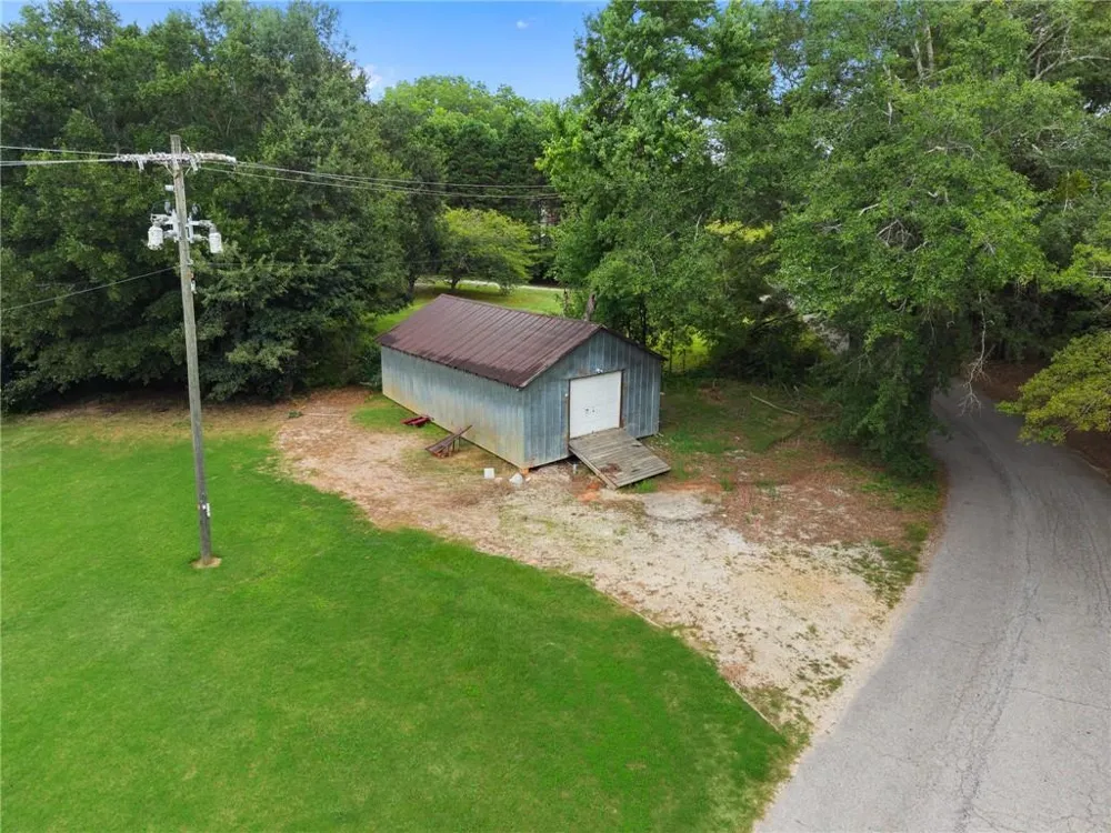 30 W Macedonia Church Road Oxford, GA 30054