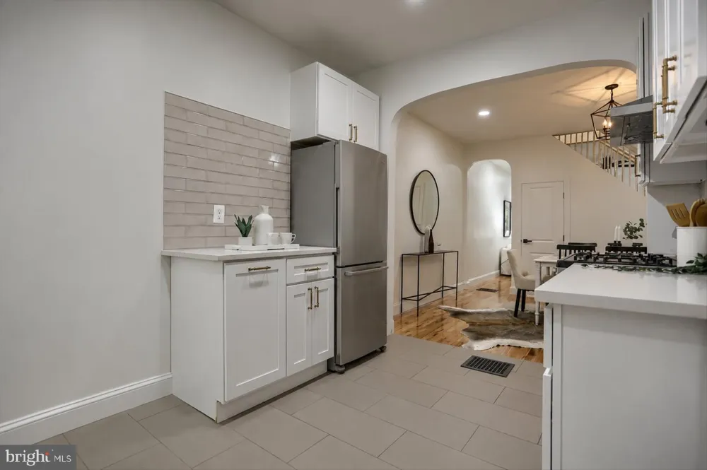 719 BERRY STREET Baltimore, MD 21211