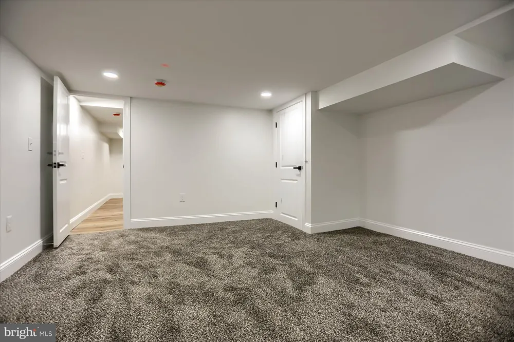 719 BERRY STREET Baltimore, MD 21211