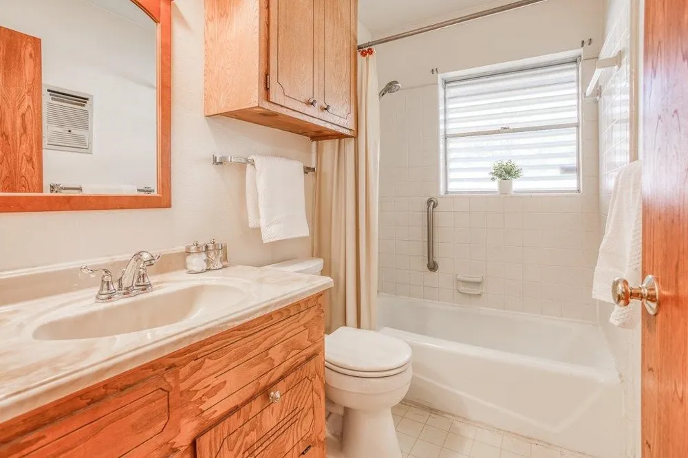 1241 Denver Street Portland, TX 78374