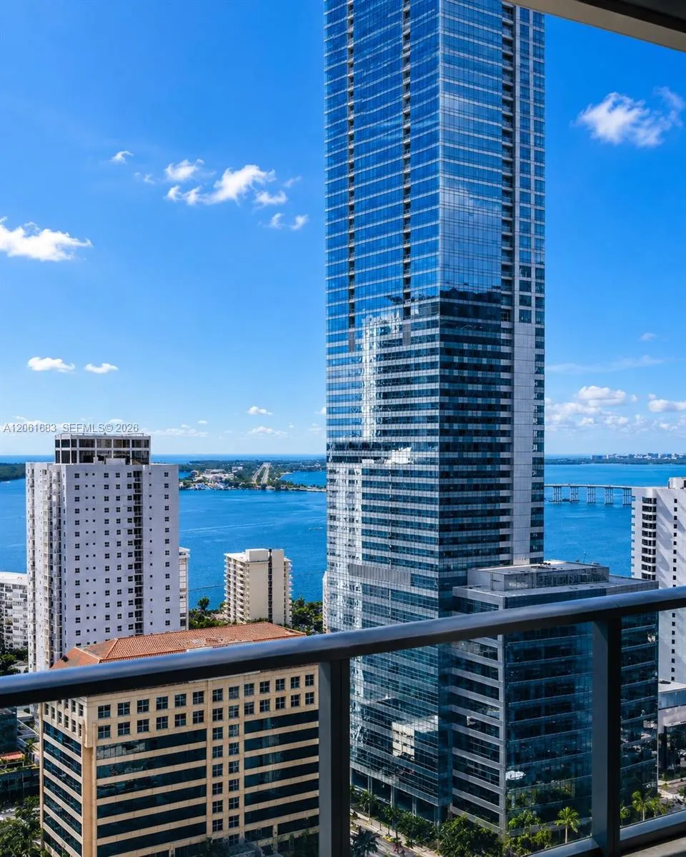 1300 S MIAMI AVENUE #2704 Miami, FL 33130