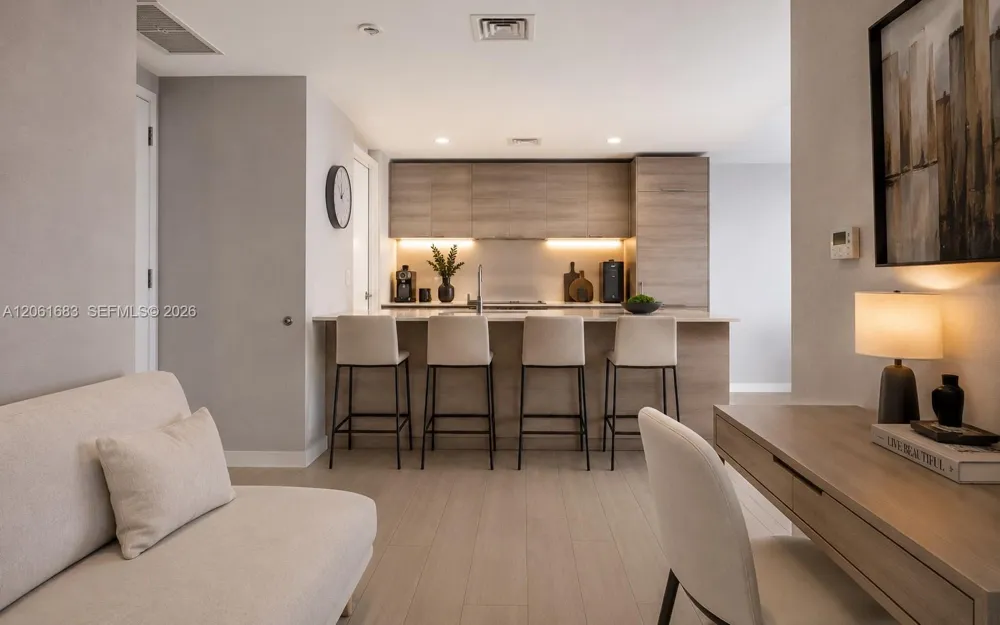 1300 S MIAMI AVENUE #2704 Miami, FL 33130