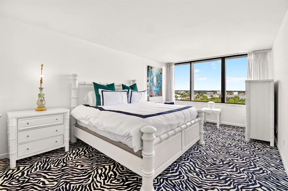 3589 S Ocean Boulevard #908 South Palm Beach, FL 33480