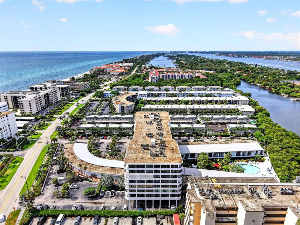 3589 S Ocean Boulevard #908 South Palm Beach, FL 33480
