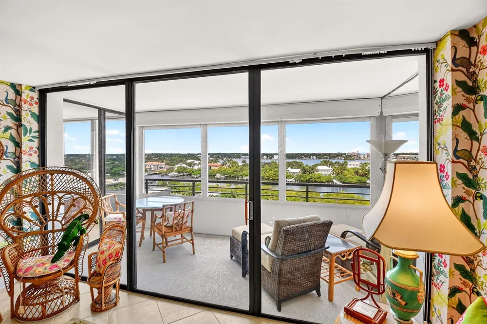 3589 S Ocean Boulevard #908 South Palm Beach, FL 33480