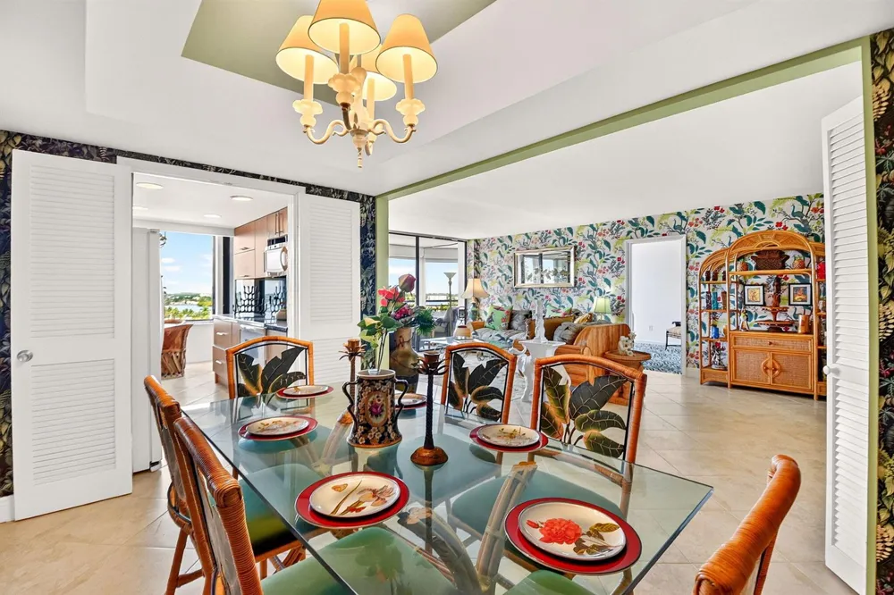 3589 S Ocean Boulevard #908 South Palm Beach, FL 33480