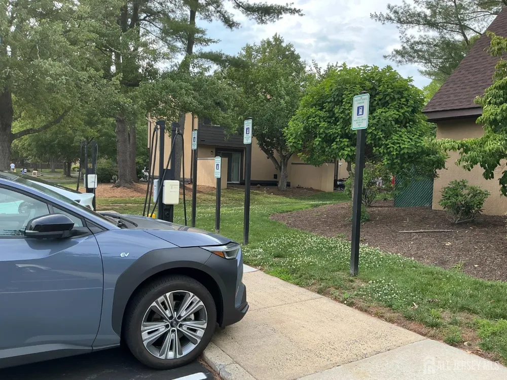 1306 Sayre Drive Plainsboro, NJ 08540