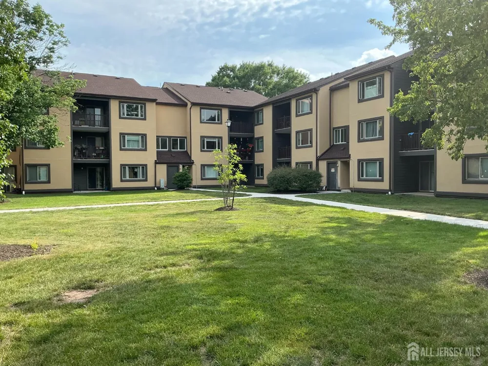 1306 Sayre Drive Plainsboro, NJ 08540