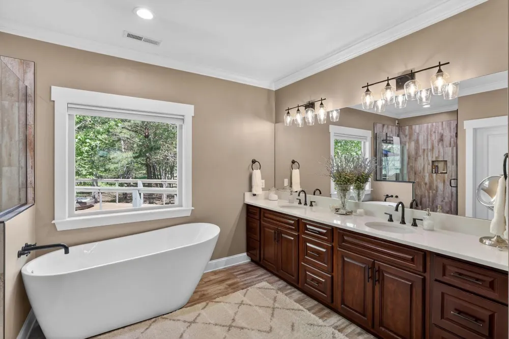 1625 River Bluffs Drive Jasper, TN 37347