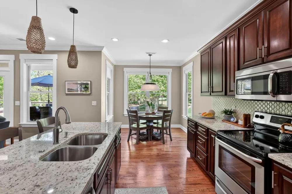 1625 River Bluffs Drive Jasper, TN 37347