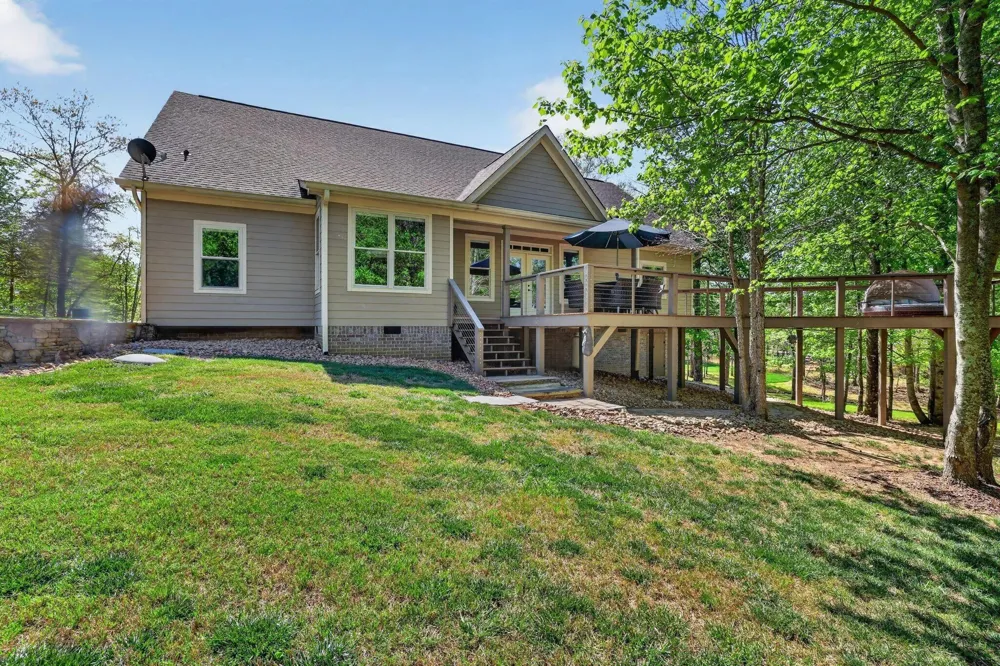 1625 River Bluffs Drive Jasper, TN 37347
