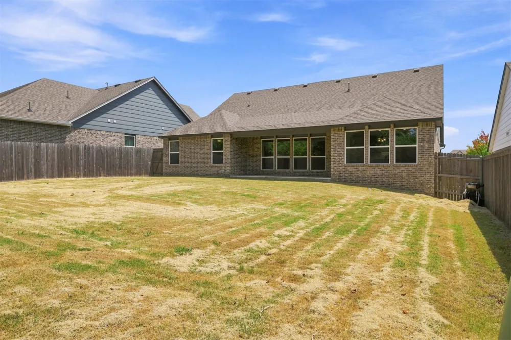 3618 S 12th Place Broken Arrow, OK 74011